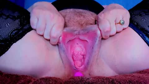 Snapshot of merelin_gold chatting on March 5, 2025, 5:18 am SOPHIE is the queen of squirt online show from March 5, 2025, 5:18 am