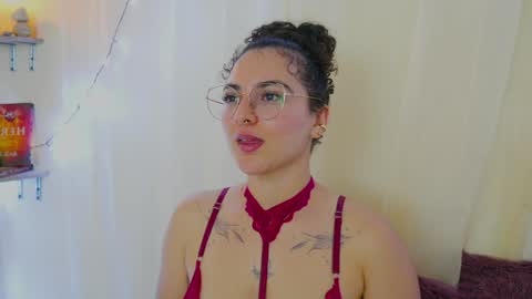 Merida Bell online show from December 19, 2024, 2:12 am