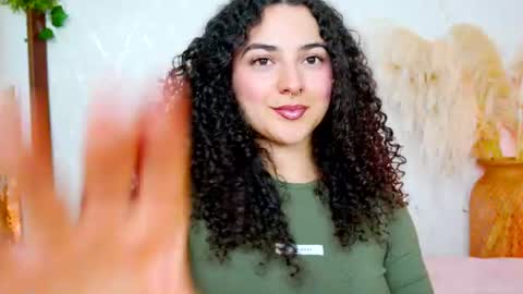 Merida Bell online show from July 28, 2026, 9:58 pm