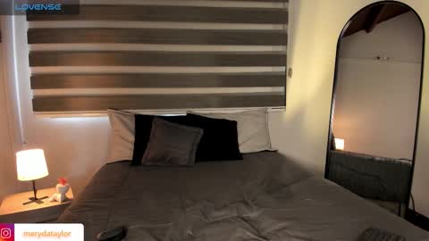 Merida  online show from January 19, 2026, 1:04 pm