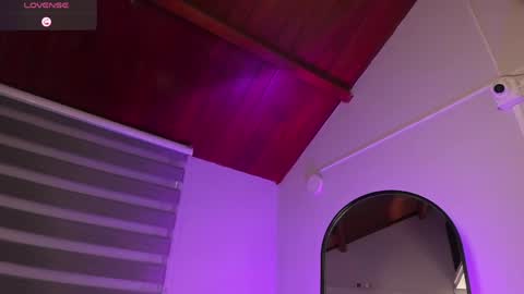 Snapshot of merida_taylor_ chatting on May 28, 2026, 1:30 pm Merida online show from May 28, 2026, 1:30 pm