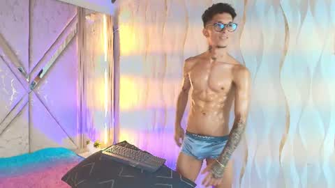 merlin_2026 online show from July 22, 2026, 6:22 pm