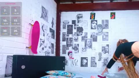 AURORA online show from December 2, 2024, 11:51 pm