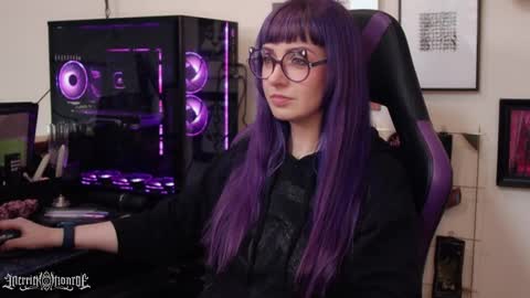 merrick monroe  online show from October 10, 2025, 9:14 pm