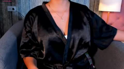 Snapshot of merycoors chatting on July 19, 2026, 6:11 pm MeryCroos online show from July 19, 2026, 6:11 pm