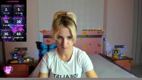 Snapshot of merymidnight chatting on October 7, 2025, 5:59 am merymidnight online show from October 7, 2025, 5:59 am