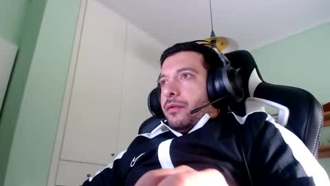 Snapshot of metalic18 chatting on September 28, 2025, 5:35 am FunnyTimeHere online show from September 28, 2025, 5:35 am