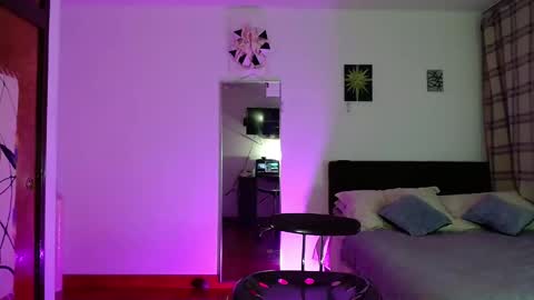 Snapshot of metamorfe333 chatting on February 8, 2025, 8:20 am Mor online show from February 8, 2025, 8:20 am