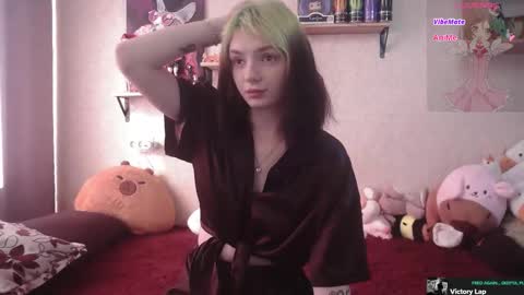 Mavis online show from September 20, 2025, 3:07 am