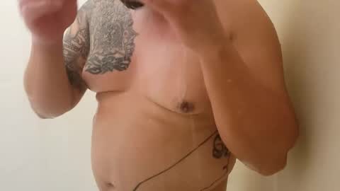 mexidaddycan online show from February 9, 2025, 8:45 pm