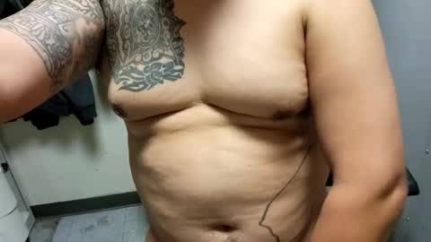 mexidaddycan online show from February 12, 2025, 3:49 pm