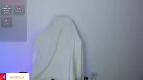 Snapshot of mexitalyguitarist chatting on November 15, 2025, 4:43 am Booniee online show from November 15, 2025, 4:43 am