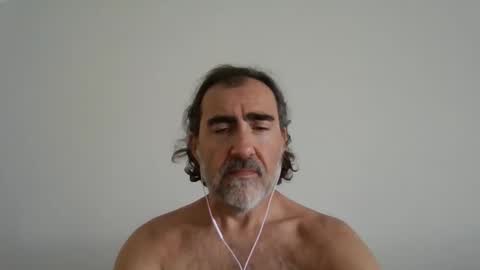 Snapshot of mfbardo1 chatting on May 29, 2026, 6:28 pm DaddyBear4U online show from May 29, 2026, 6:28 pm