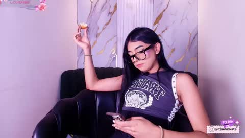 Mhia Kate online show from May 9, 2026, 12:43 pm