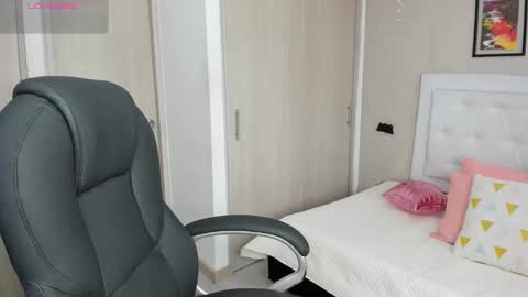 Mhonika online show from October 20, 2025, 12:05 pm