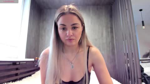 Snapshot of mia___mur chatting on November 13, 2025, 3:05 am Mia online show from November 13, 2025, 3:05 am