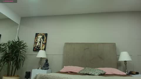 Snapshot of mia__zoe chatting on May 25, 2026, 3:12 am Mia Zoe online show from May 25, 2026, 3:12 am