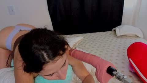 Snapshot of mia_adams66 chatting on April 10, 2026, 8:57 pm Mia adams online show from April 10, 2026, 8:57 pm