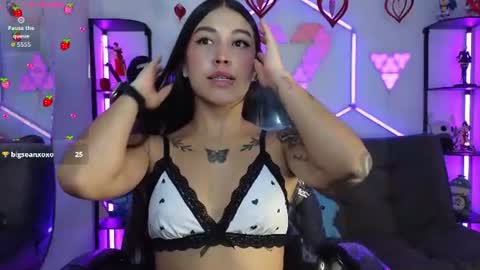 Snapshot of mia_adamsxxx chatting on July 23, 2026, 7:12 pm mia_adamsxxx online show from July 23, 2026, 7:12 pm