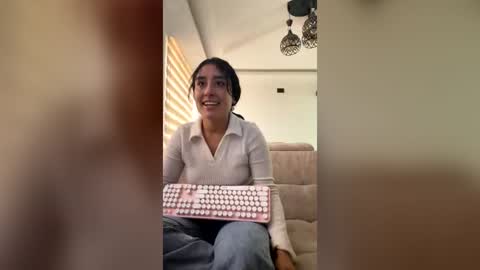 MIA AND EROS online show from July 22, 2026, 10:12 pm