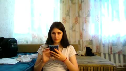 Snapshot of mia_beauti_live chatting on May 7, 2026, 9:25 am mia_beauti_live online show from May 7, 2026, 9:25 am