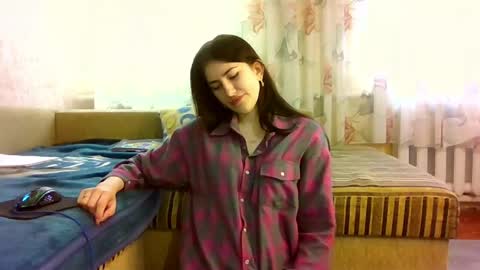 Snapshot of mia_beauti_live chatting on May 15, 2026, 6:53 am mia_beauti_live online show from May 15, 2026, 6:53 am