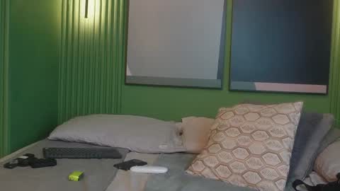 Belmont and Mia online show from April 20, 2026, 7:04 pm