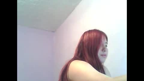 mia_berris online show from May 30, 2026, 1:41 pm