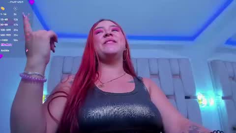 Snapshot of mia_blumm_ chatting on July 5, 2026, 7:10 pm Mia online show from July 5, 2026, 7:10 pm