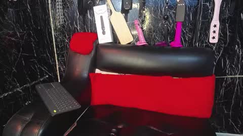 Snapshot of mia_boobs_19 chatting on March 6, 2025, 12:00 am mia Independent model Thanks to everyone for your support online show from March 6, 2025, 12:00 am