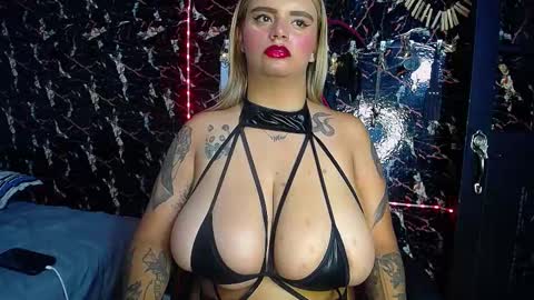 Snapshot of mia_boobs_19 chatting on November 6, 2025, 8:21 pm mia Independent model Thanks to everyone for your support online show from November 6, 2025, 8:21 pm