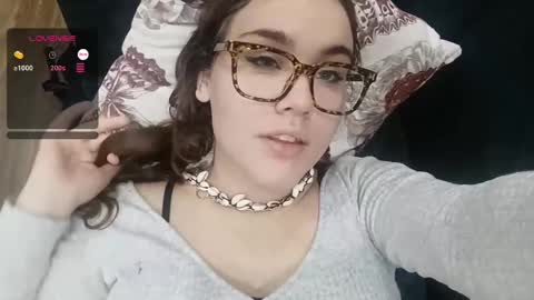 mia_boone online show from December 1, 2024, 8:42 pm