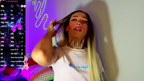 Snapshot of mia_califa_01 chatting on May 9, 2026, 3:23 am mia califa online show from May 9, 2026, 3:23 am
