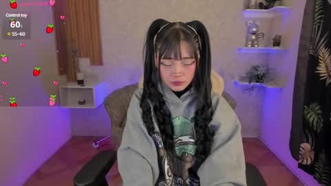 Mia online show from January 8, 2025, 5:59 am