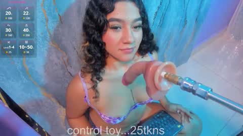 mia online show from November 4, 2025, 11:31 am