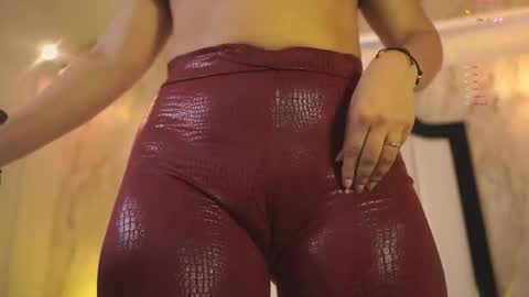 Anna online show from December 18, 2025, 7:09 pm