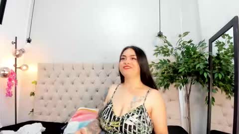 mia online show from September 10, 2025, 10:59 am