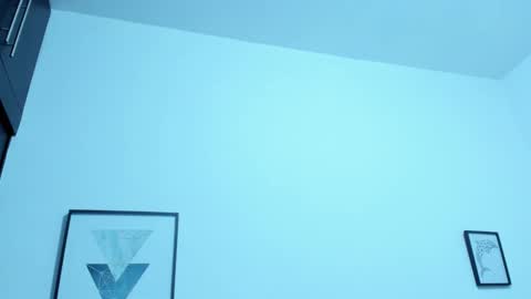 mia online show from October 13, 2025, 11:10 am