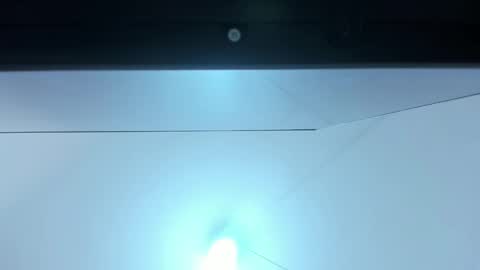 mia online show from October 14, 2025, 10:49 am