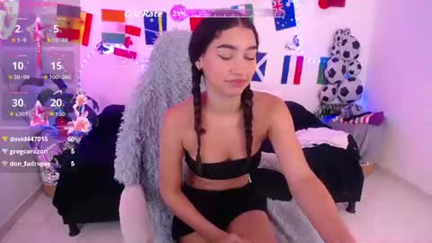 mia_cute_girl online show from July 6, 2026, 3:03 pm