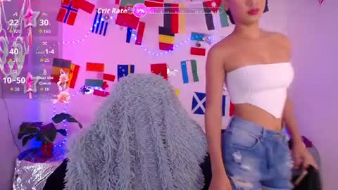 mia_cute_girl online show from July 10, 2026, 12:08 pm