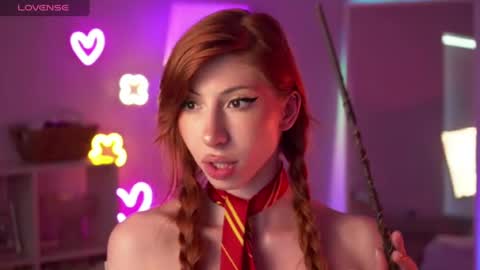 Hi I am Mia online show from July 7, 2026, 8:07 am