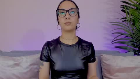 Sarah Luna online show from May 26, 2026, 7:54 pm