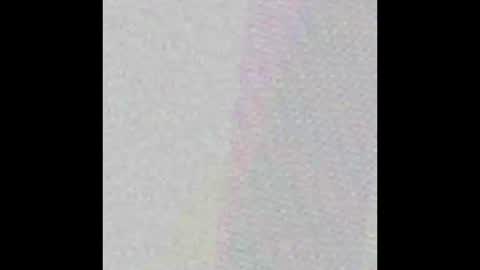 Mia online show from November 8, 2025, 11:54 am