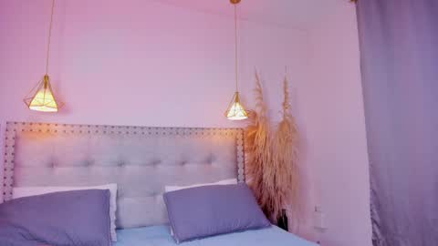 MIA help me get to 25 hands up online show from April 14, 2026, 3:45 am