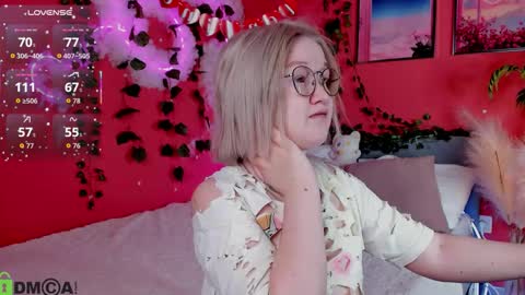 Mia online show from February 21, 2026, 2:34 am