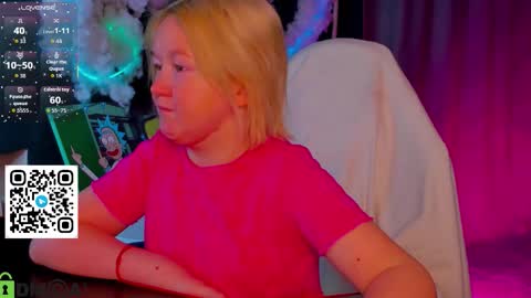 Mia online show from March 16, 2026, 2:50 am