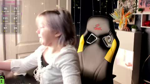 Snapshot of mia_ferd chatting on May 27, 2026, 3:03 am Mia online show from May 27, 2026, 3:03 am