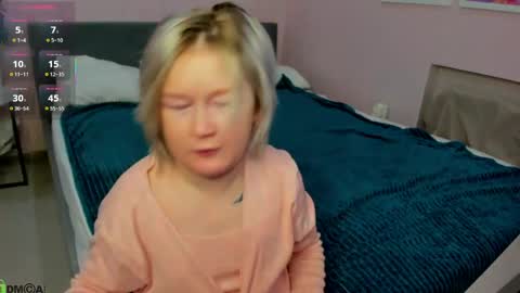 Snapshot of mia_ferd chatting on June 4, 2026, 3:01 am Mia online show from June 4, 2026, 3:01 am
