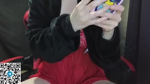 Golden ones online show from January 9, 2025, 2:40 pm